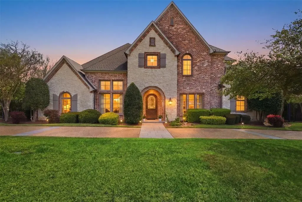 12046 Arbargee Circle, Dallas, TX 75230