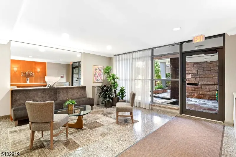 208 Anderson St #7SG, Hackensack City, NJ 07601