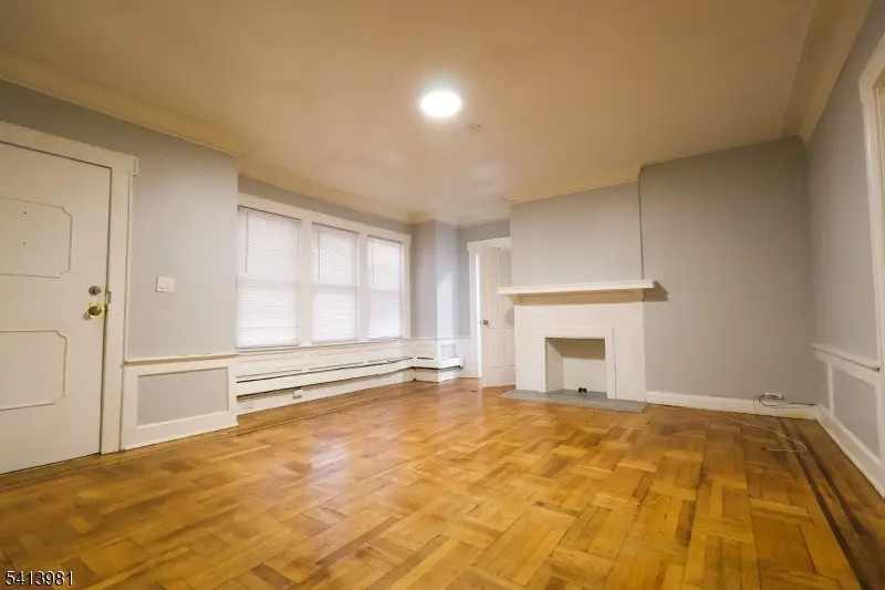 19 Poe Ave #1, Newark City, NJ 07106