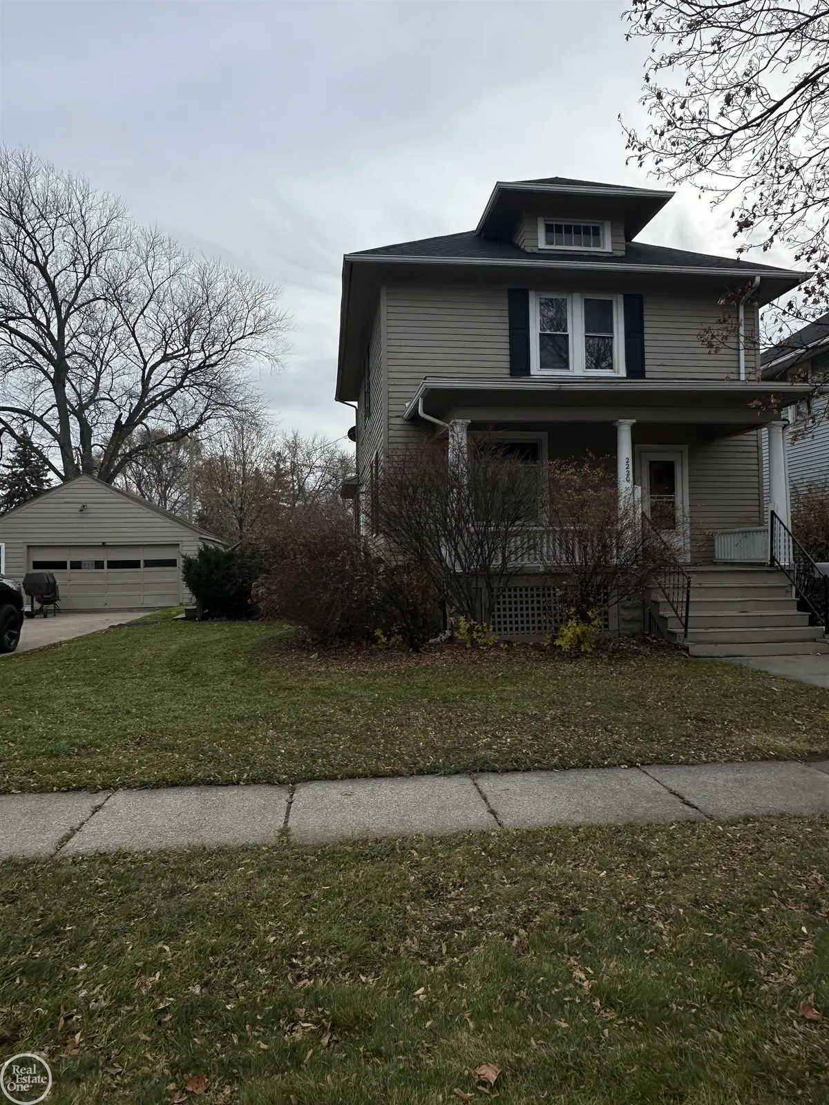 2220 Griswold ST, Port Huron, MI 48060