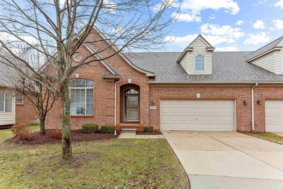 49514 Sable Creek DR, Macomb Twp, MI 48042