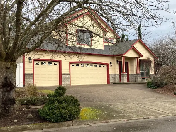 4374 LOG DR, Salem, OR 97305