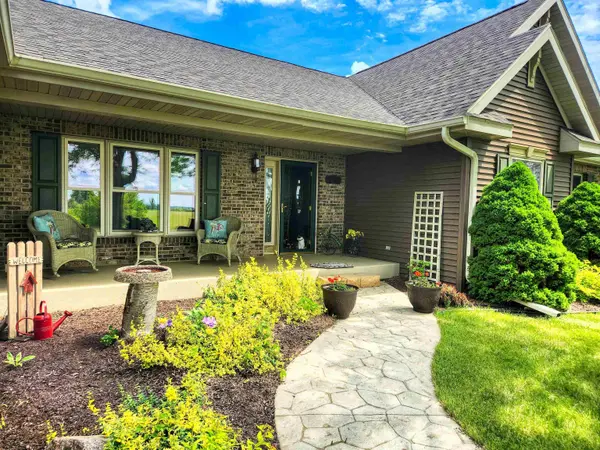 28-80 Highland Court, Lake Carroll, IL 61046