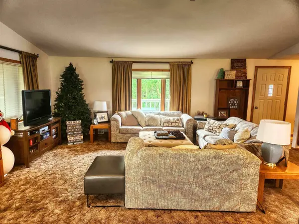 25-41 Old Mill Road, Lake Carroll, IL 61046