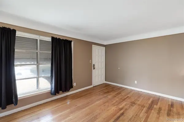 20254 Mackay ST, Detroit, MI 48234