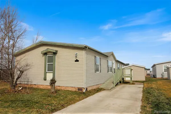 3423 Green Apple CT, Ash Township, MI 48117