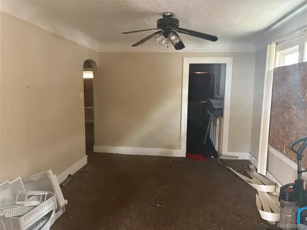 15390 Littlefield ST, Detroit, MI 48227