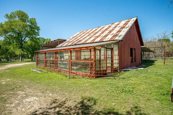 10202 S US Highway 377 #2, Dublin, TX 76446