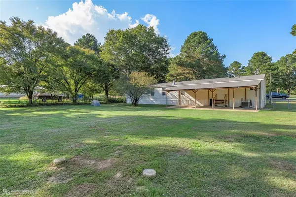 121 Kim Circle, Stonewall, LA 71078