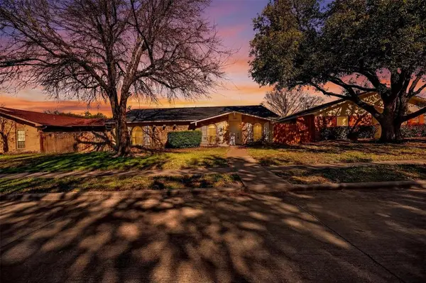 5061 Amhurst Lane, The Colony, TX 75056