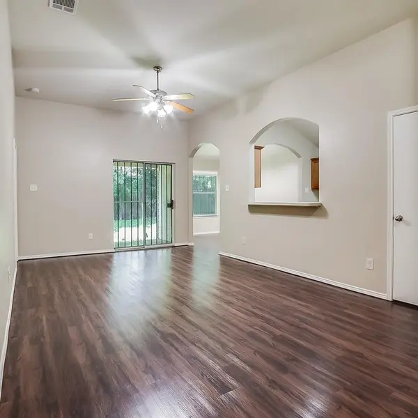 5029 Cottey Street, Fort Worth, TX 76105