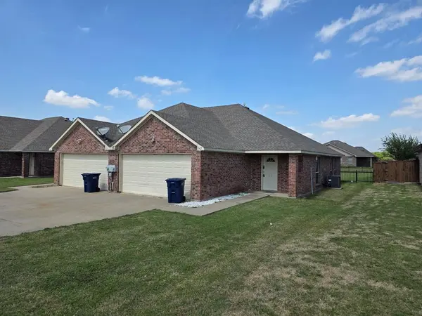 512 Harris Street, Gunter, TX 75058