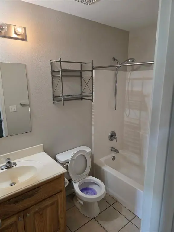 512 Harris Street, Gunter, TX 75058