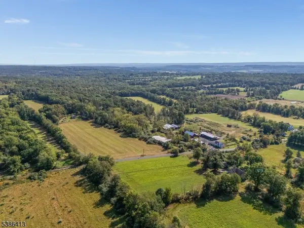 16 Hewitt Rd, Delaware Twp., NJ 08559