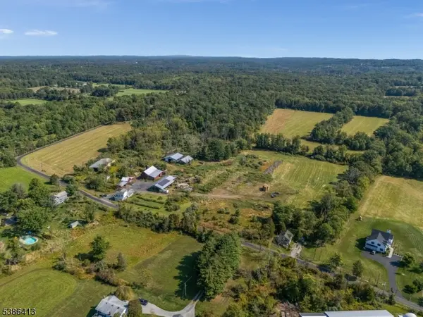 16 Hewitt Rd, Delaware Twp., NJ 08559