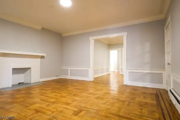 19 Poe Ave #1, Newark City, NJ 07106