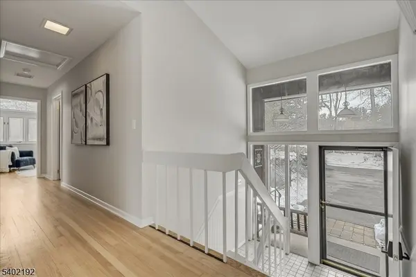 49 Farmersville Rd, Tewksbury Twp., NJ 07830