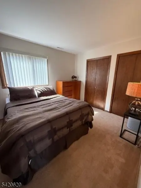 2 Stowe Ct #8, Vernon Twp., NJ 07462