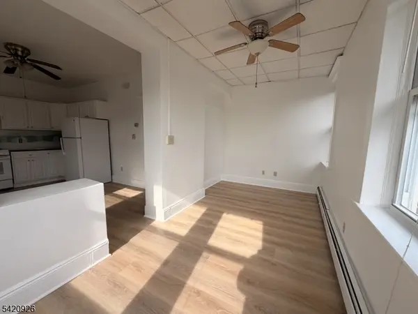 536 Lake Ave #4, Lyndhurst Twp., NJ 07071