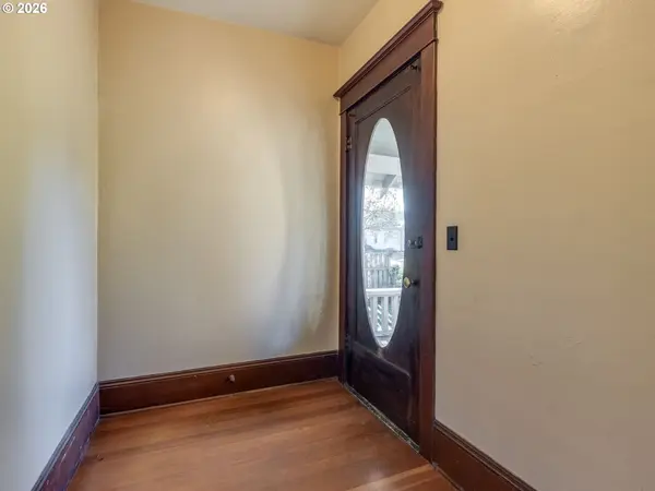 307 NE 10TH ST, Mc Minnville, OR 97128