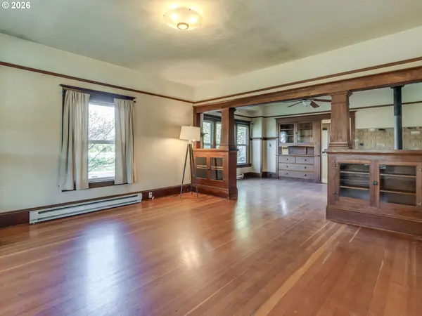 307 NE 10TH ST, Mc Minnville, OR 97128