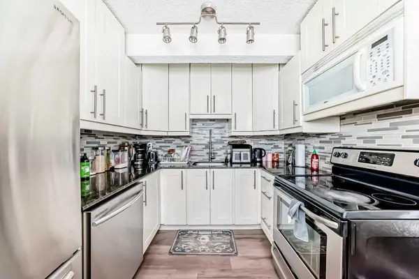 5520 1 AVE SE #57, Calgary, AB T7A 5Z7