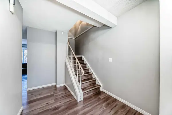 5520 1 AVE SE #57, Calgary, AB T7A 5Z7