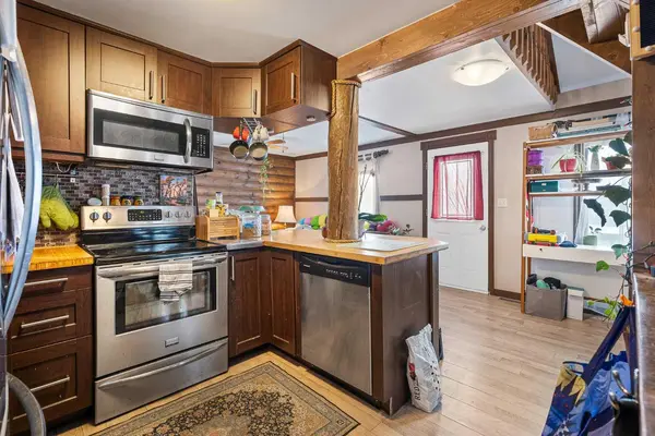 4802 49 AVE, Kitscoty, AB T0B 2P0