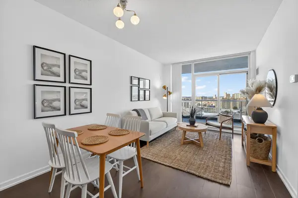 70 Forest Manor RD #1510, Toronto C15, ON M2J 0A9