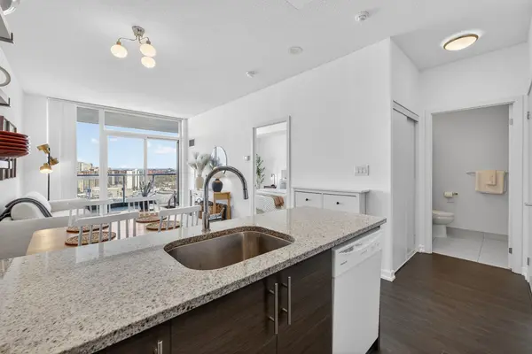 70 Forest Manor RD #1510, Toronto C15, ON M2J 0A9