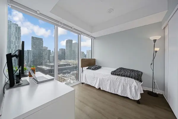 319 Jarvis ST #2101, Toronto C08, ON M5B 0C8