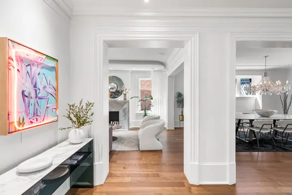 150 Douglas DR, Toronto C09, ON M4W 2B7