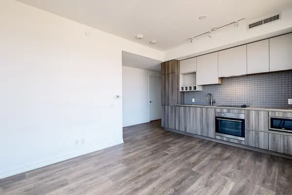 5 Buttermill AVE #3610, Vaughan, ON L4K 0J5