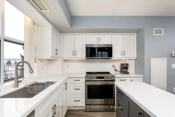 2500 Rutherford RD #317, Vaughan, ON L4K 5N7