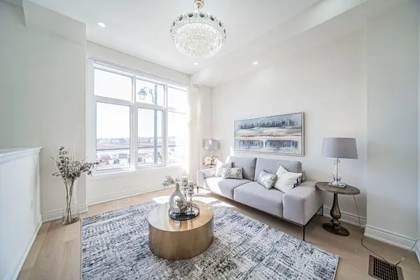 45 Kahshe LN W, Richmond Hill, ON L4S 0N9