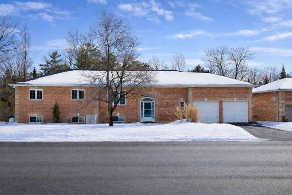 1667 Tiny Beaches RD S, Tiny, ON L0L 1P0