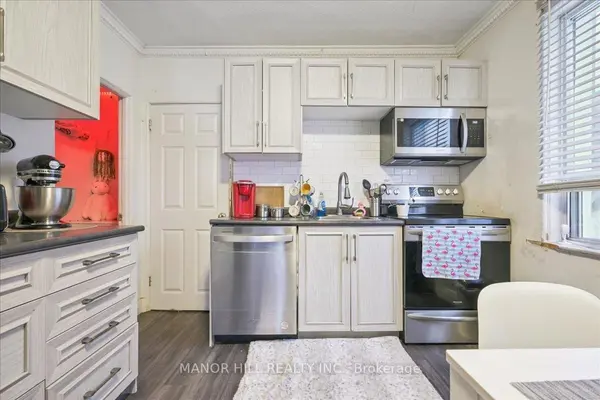 929 Lakeshore RD E, Mississauga, ON L5E 1E3