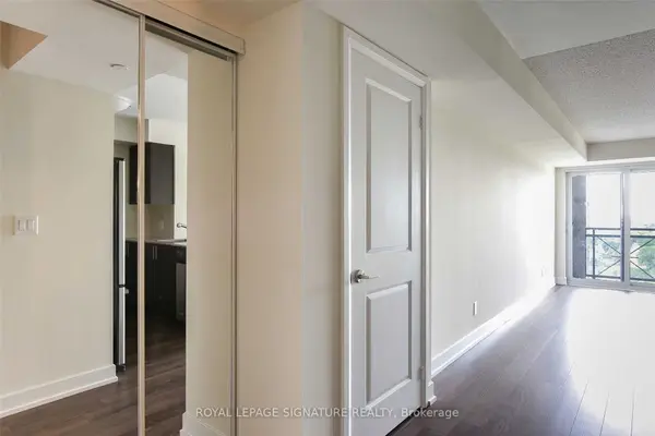 2 Eva RD #2321, Toronto W08, ON M9C 0A9