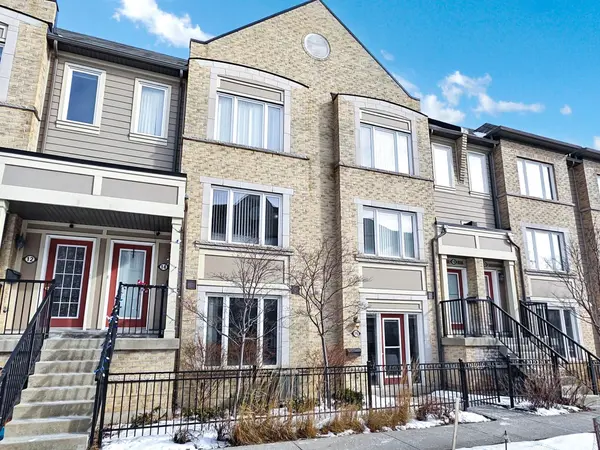 2891 Rio CT #16, Mississauga, ON L5M 0S3