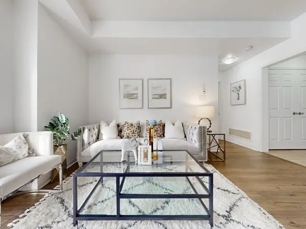 2891 Rio CT #16, Mississauga, ON L5M 0S3