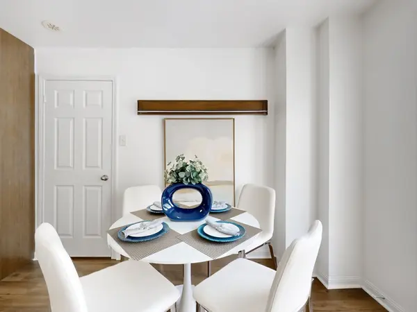 2891 Rio CT #16, Mississauga, ON L5M 0S3