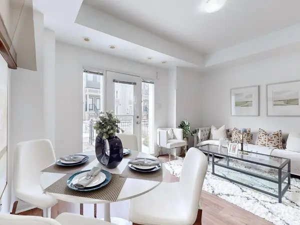 2891 Rio CT #16, Mississauga, ON L5M 0S3