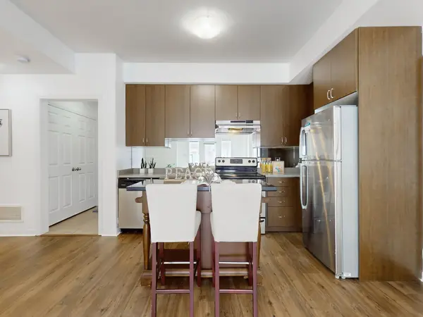 2891 Rio CT #16, Mississauga, ON L5M 0S3