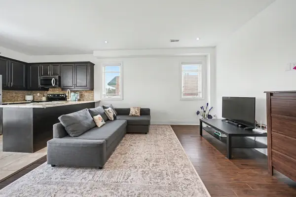 2964 Islington AVE #2, Toronto W05, ON M9L 2K6