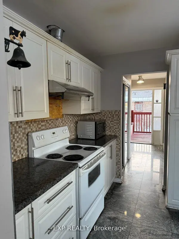 17 Gable DR #Upper, Brampton, ON L6V 2H2