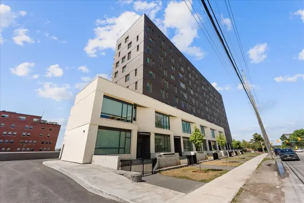 195 Hunter ST E #TH-04, Peterborough, ON K9H 1G9