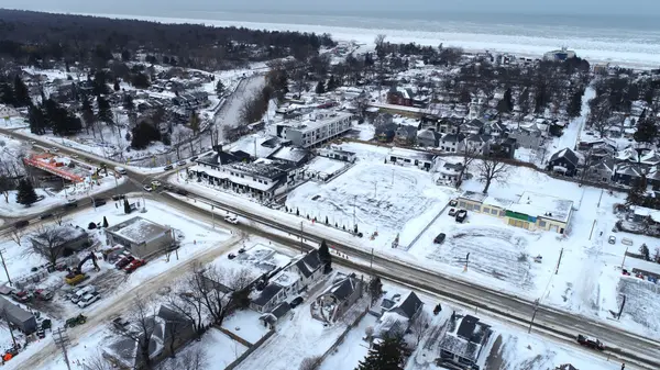 16-18 Ontario ST N, Lambton Shores, ON N0M 1T0