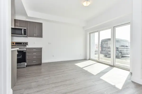 170 Northumberland RD W #404, North Dumfries, ON N0B 1E0