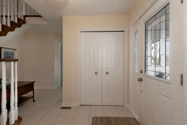 122 Parkview DR, Thames Centre, ON N0L 1G2