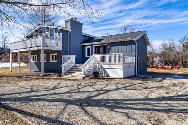 129 Scandia LN, Blue Mountains, ON N0H 2E0